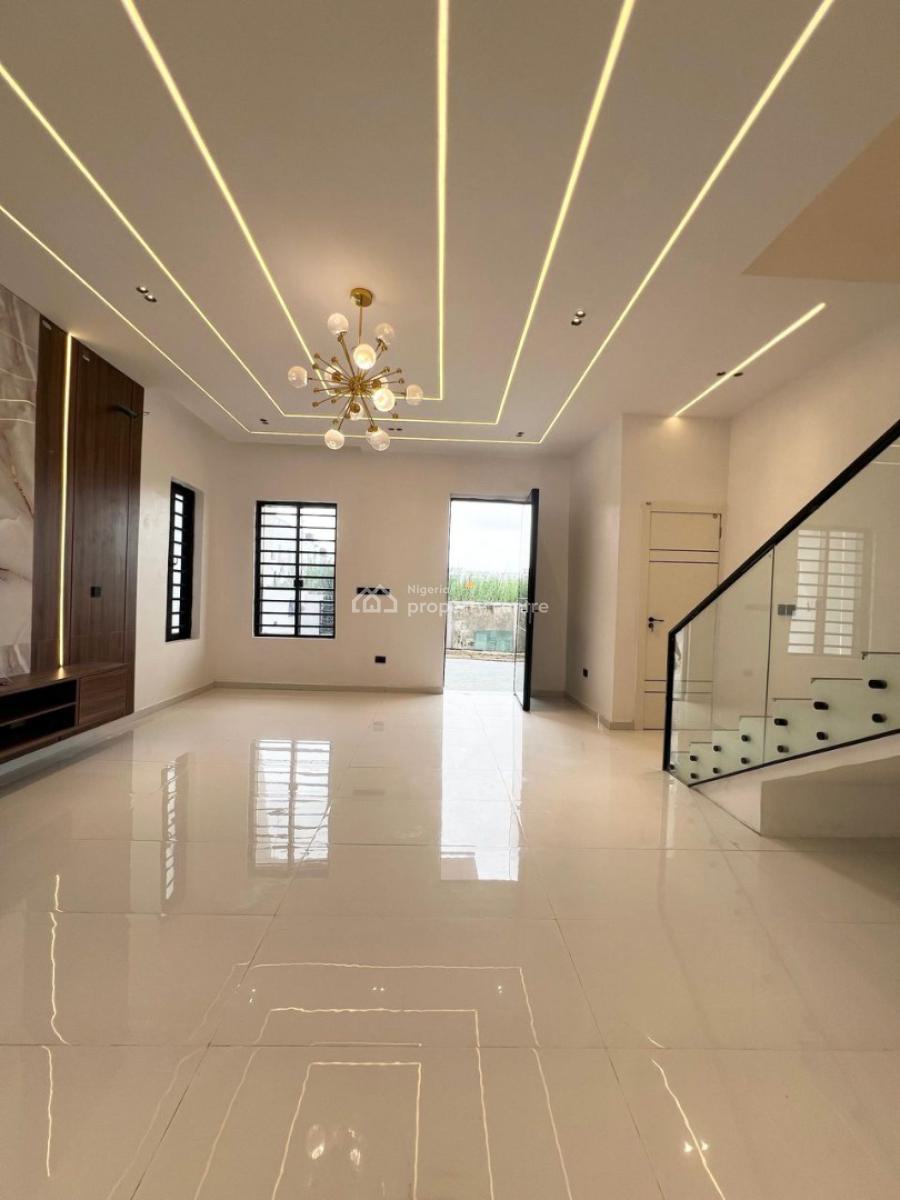 4 Bedrooms Semi-detached Duplex with Bq, Ajah, Lagos, Semi-detached Duplex for Sale
