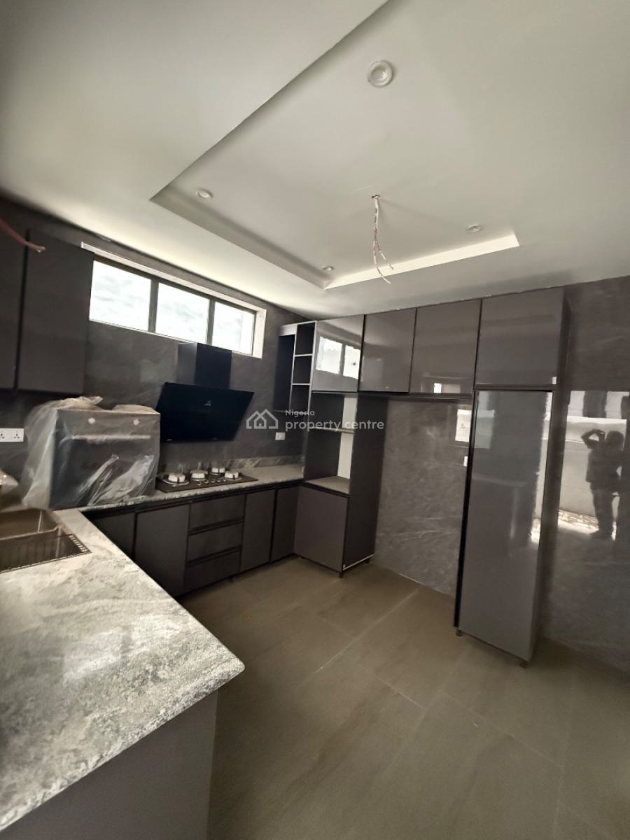 4 Bedroom Fully Detached Duplex with Bq and Swimming Pool for Distress, Chevron Drive, Lekki Phase 2, Lekki, Lagos, Detached Duplex for Sale