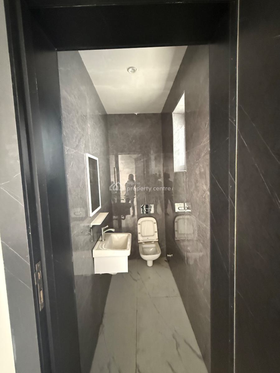 4 Bedroom Fully Detached Duplex with Bq and Swimming Pool for Distress, Chevron Drive, Lekki Phase 2, Lekki, Lagos, Detached Duplex for Sale