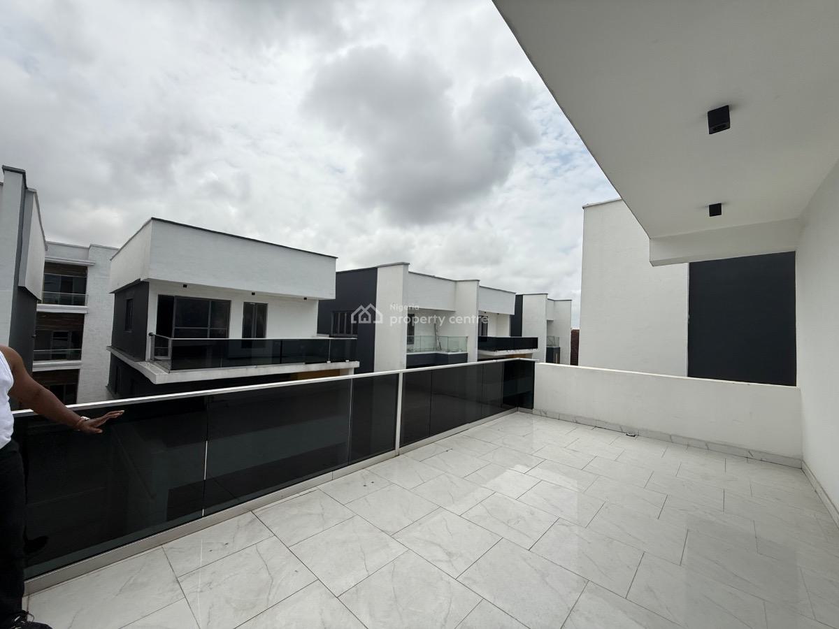 4 Bedroom Fully Detached Duplex with Bq and Swimming Pool for Distress, Chevron Drive, Lekki Phase 2, Lekki, Lagos, Detached Duplex for Sale