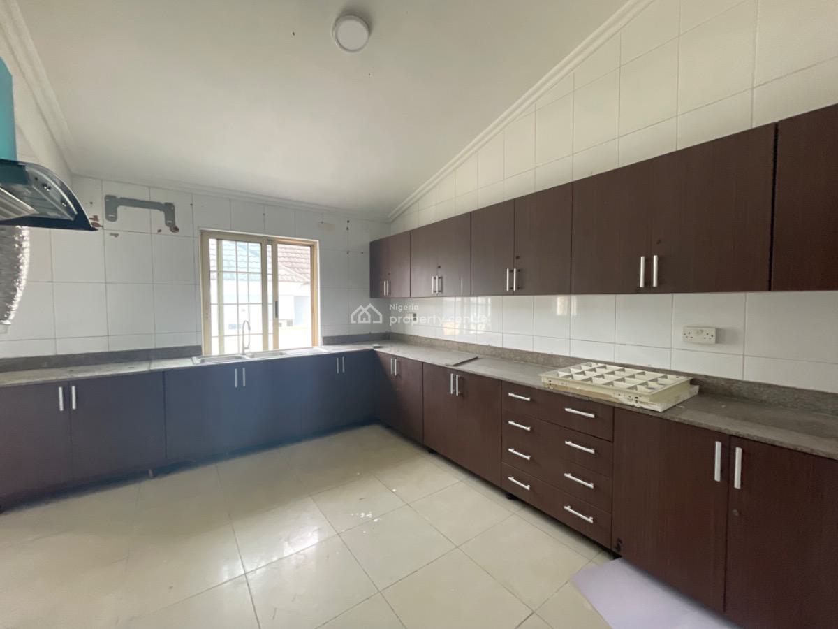 5bedroom Office Space on 2nd Floor Lekki Phase 1, Lekki Phase 1, Lekki, Lagos, Office Space for Rent