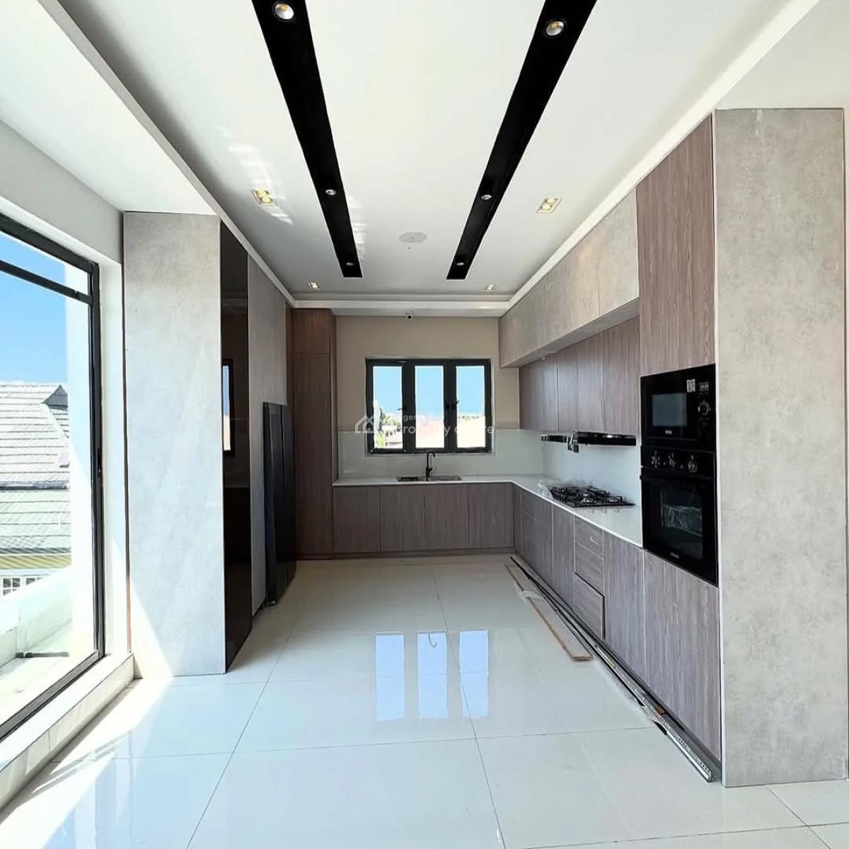Luxurious 4 Bedroom, Lekki Phase 1, Lekki, Lagos, Detached Duplex for Rent