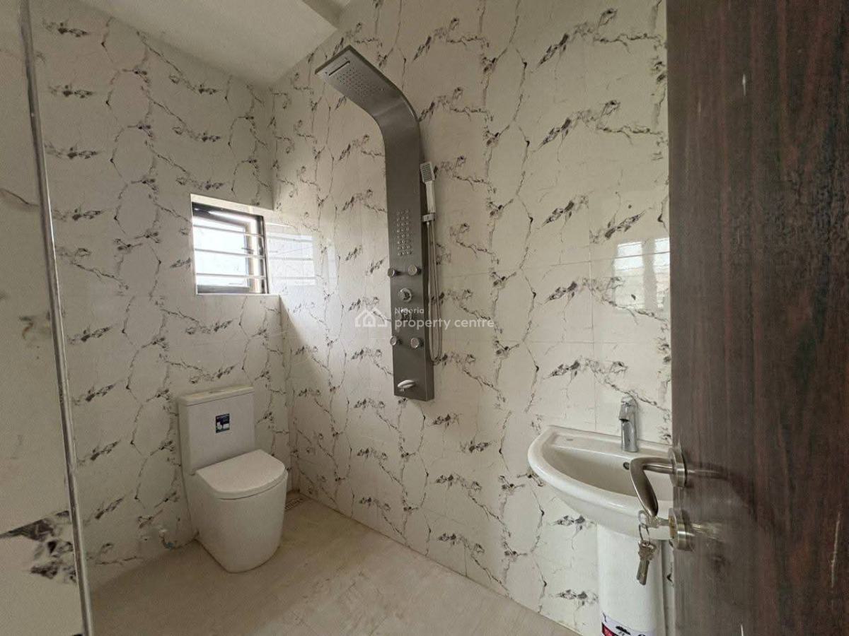 2 Bedroom Apartments with Bq, Isolo, Lagos, Flat / Apartment for Rent