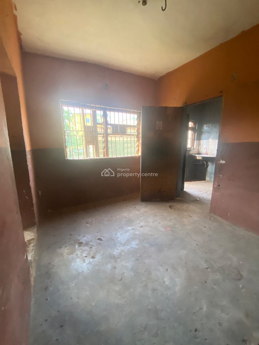 a 2 Bedroom Flat, Jakande Estate, Oke Afa, Isolo, Lagos, Block of Flats for Sale