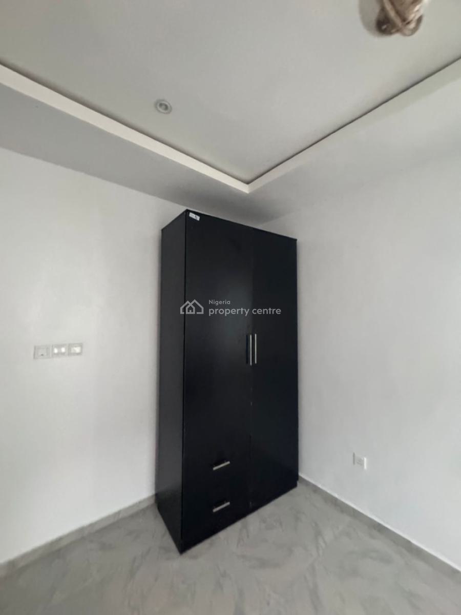 Standard 2 Bedroom Apartment, Ologolo, Lekki, Lagos, Flat / Apartment for Rent
