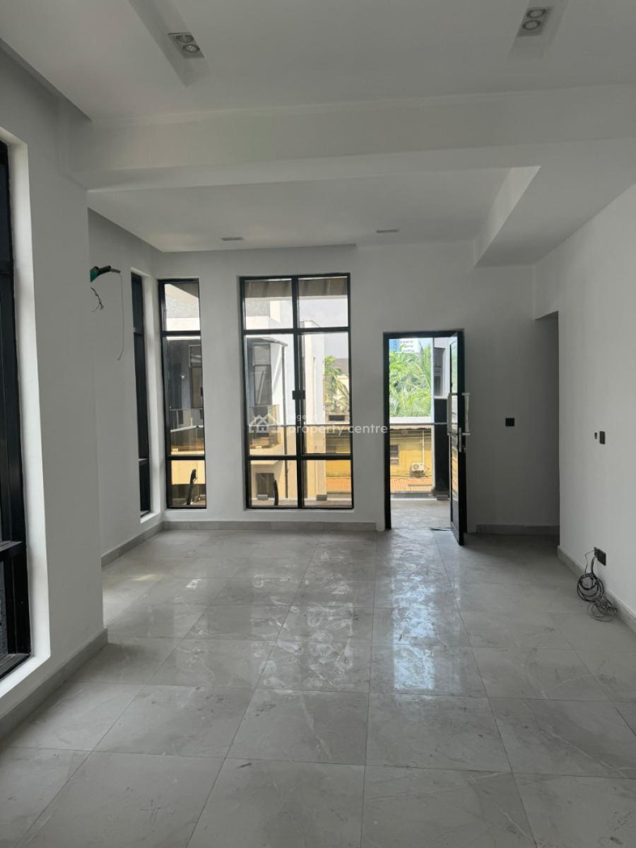 Spacious 4 Bedroom Semi-detached House with 1 Bq, Victoria Island (vi), Lagos, Semi-detached Duplex for Sale