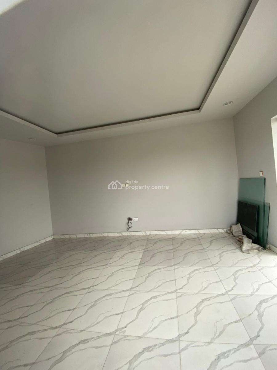 Office Space Upstairs with Balcony, Harris Drive, Vgc, Lekki, Lagos, Shop for Sale