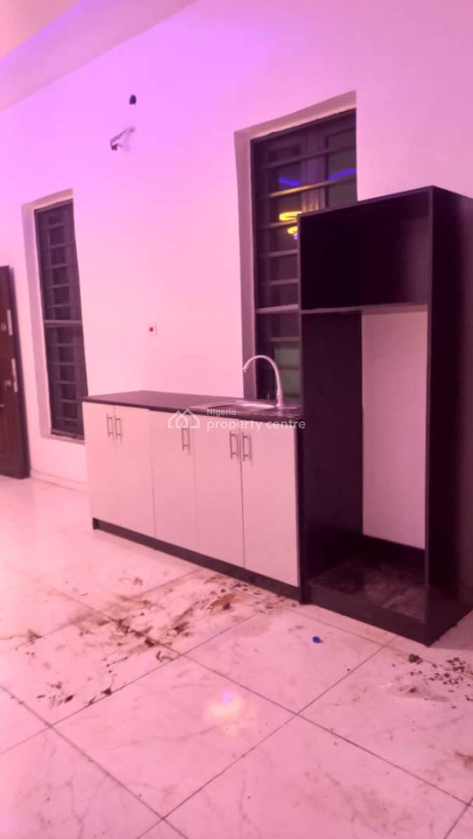 Mini Flat with  Open Plan Kitchen, Orchid Road, Lekki, Lagos, Flat / Apartment for Rent