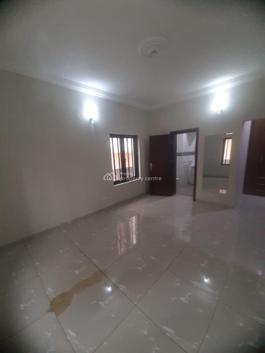 3 Bedroom Apartment, Lekki Phase 1, Lekki, Lagos, Flat / Apartment for Rent