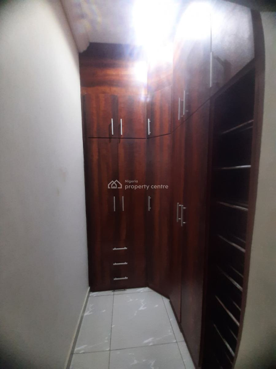 3 Bedroom Apartment, Lekki Phase 1, Lekki, Lagos, Flat / Apartment for Rent