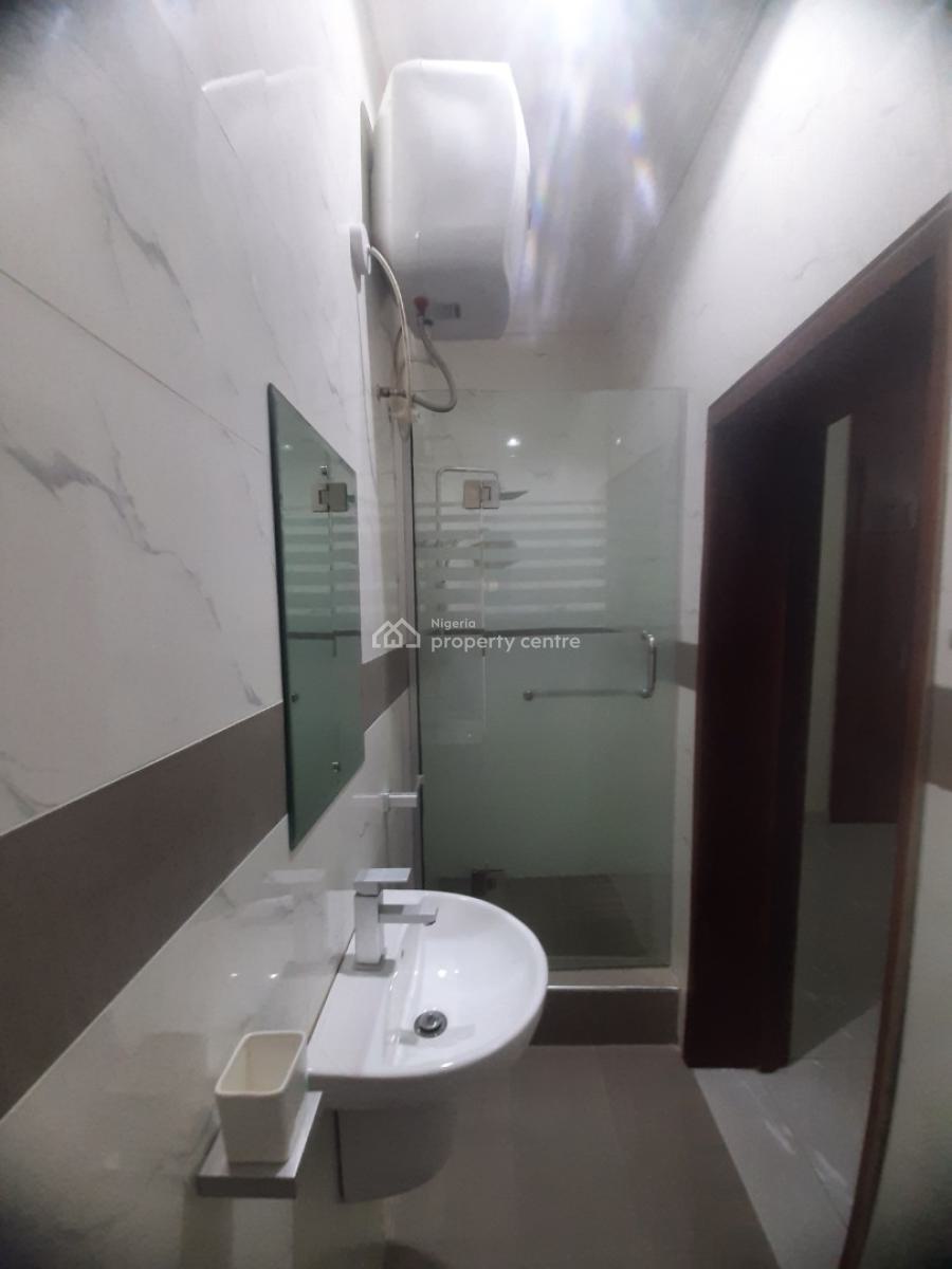 3 Bedroom Apartment, Lekki Phase 1, Lekki, Lagos, Flat / Apartment for Rent