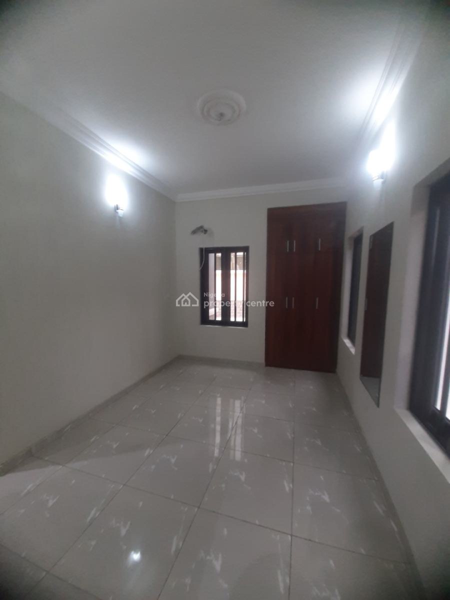 3 Bedroom Apartment, Lekki Phase 1, Lekki, Lagos, Flat / Apartment for Rent