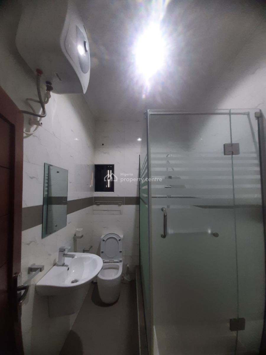 3 Bedroom Apartment, Lekki Phase 1, Lekki, Lagos, Flat / Apartment for Rent