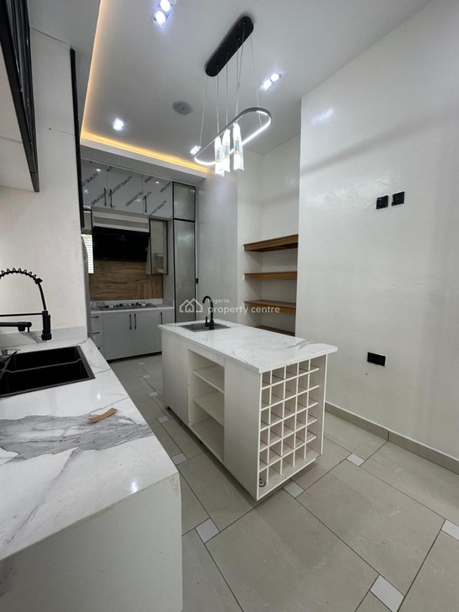 Well Built & Spacious 4 Bedroom Fully Detached Duplex, Orchid Road, Lekki, Lagos, Detached Duplex for Sale