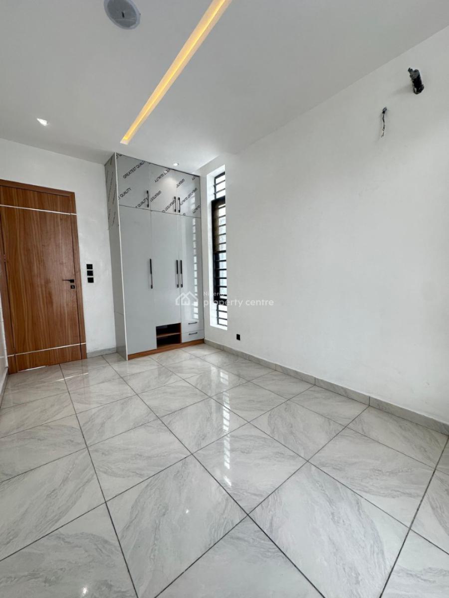 Well Built & Spacious 4 Bedroom Fully Detached Duplex, Orchid Road, Lekki, Lagos, Detached Duplex for Sale