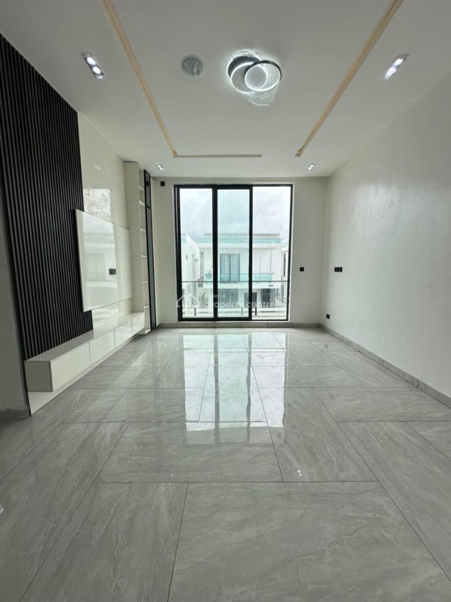 Well Built & Spacious 4 Bedroom Fully Detached Duplex, Orchid Road, Lekki, Lagos, Detached Duplex for Sale