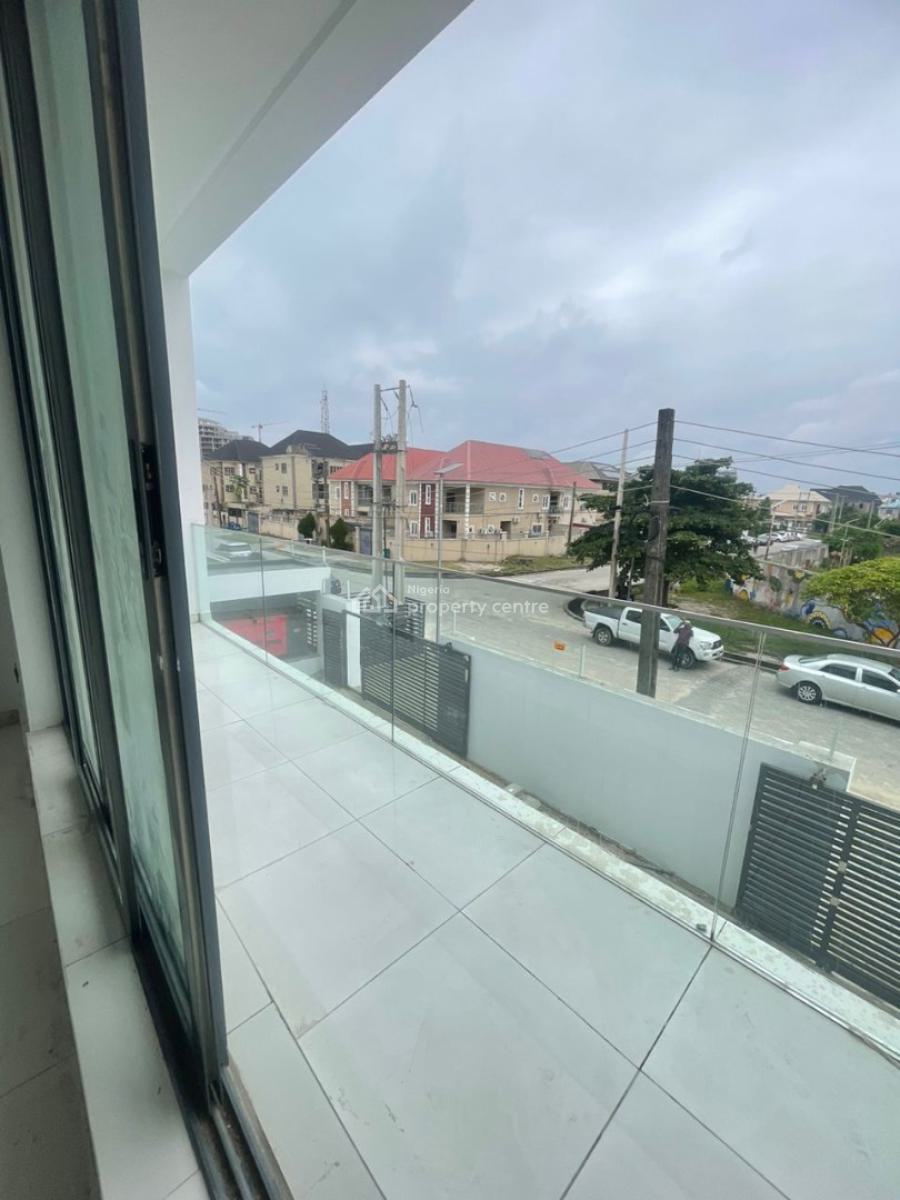 Newly Built 2 Bedroom Apartment with Pool, Lekki Right, Lekki Phase 1, Lekki, Lagos, Flat / Apartment for Sale