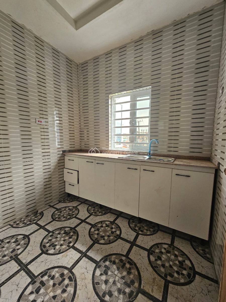 3 Bedroom Apartment, Ogba, Ikeja, Lagos, Flat / Apartment for Sale