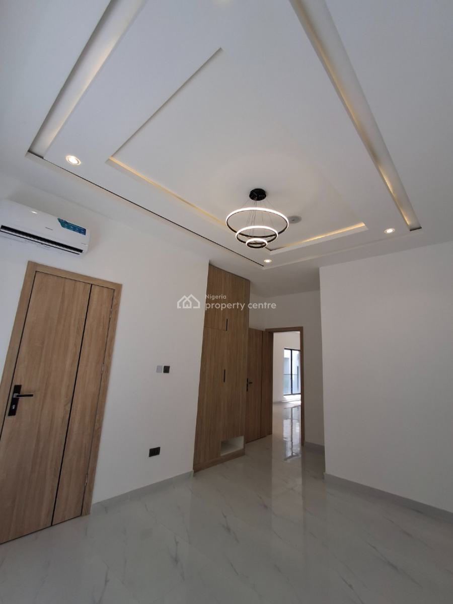 2bedroom Apartment, in a Well-secured Estate, Ikate Elegushi, Lekki, Lagos, Block of Flats for Sale