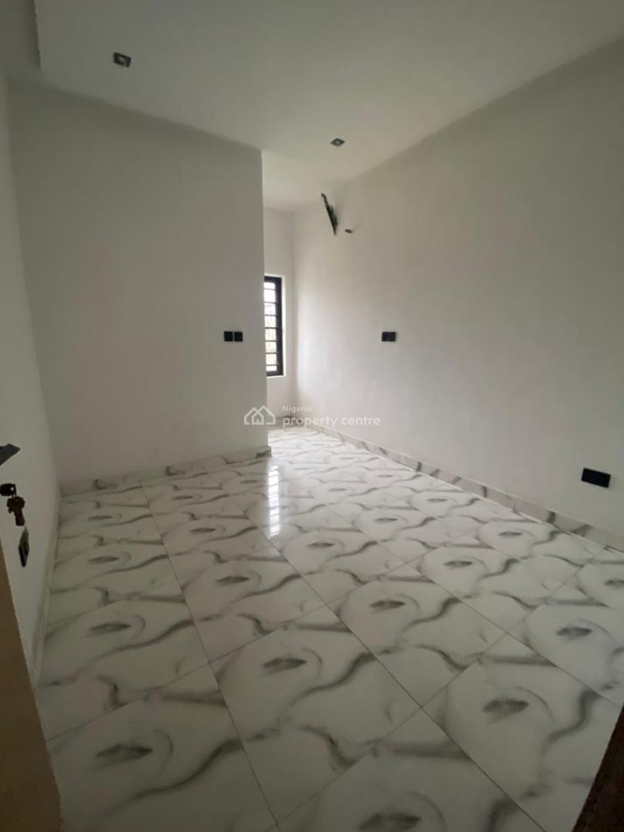 4 Bedroom Terrace, Gra, Ikota, Lekki, Lagos, Terraced Duplex for Sale