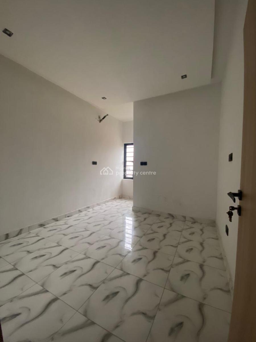 4 Bedroom Terrace, Gra, Ikota, Lekki, Lagos, Terraced Duplex for Sale