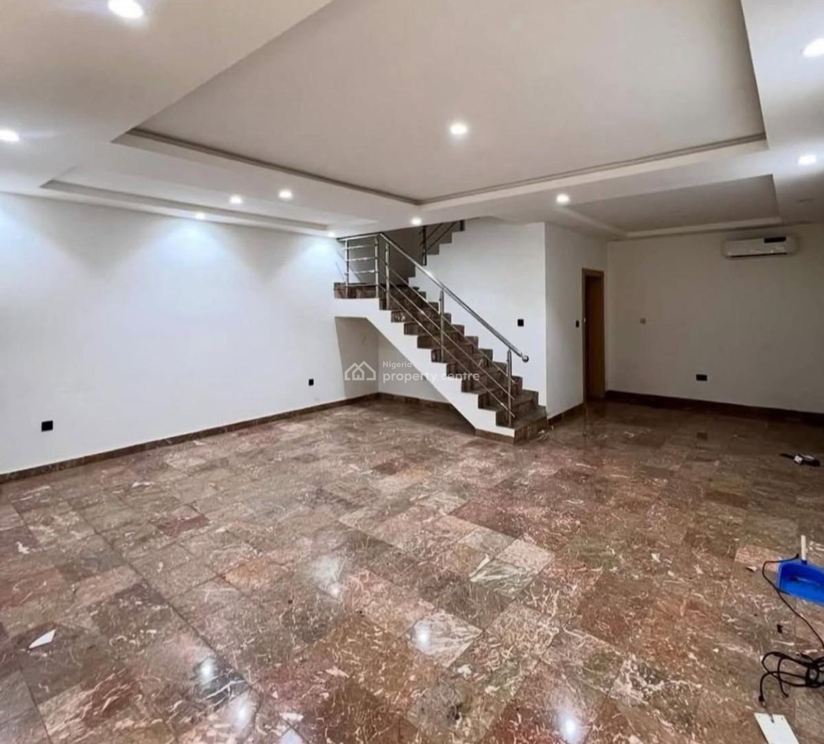 Fully Serviced 4 Bedroom Terrace with Ample Parking Space, Lekki Phase 1, Lekki, Lagos, Terraced Duplex for Sale