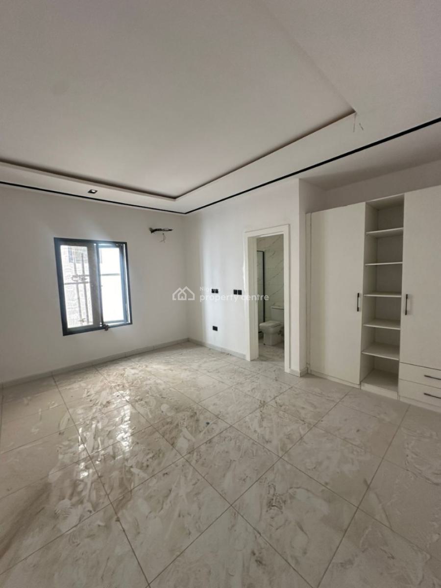 Fully Serviced 4 Bedroom Terrace in a Secured Environment, Lekki Phase 1, Lekki, Lagos, Terraced Duplex for Sale