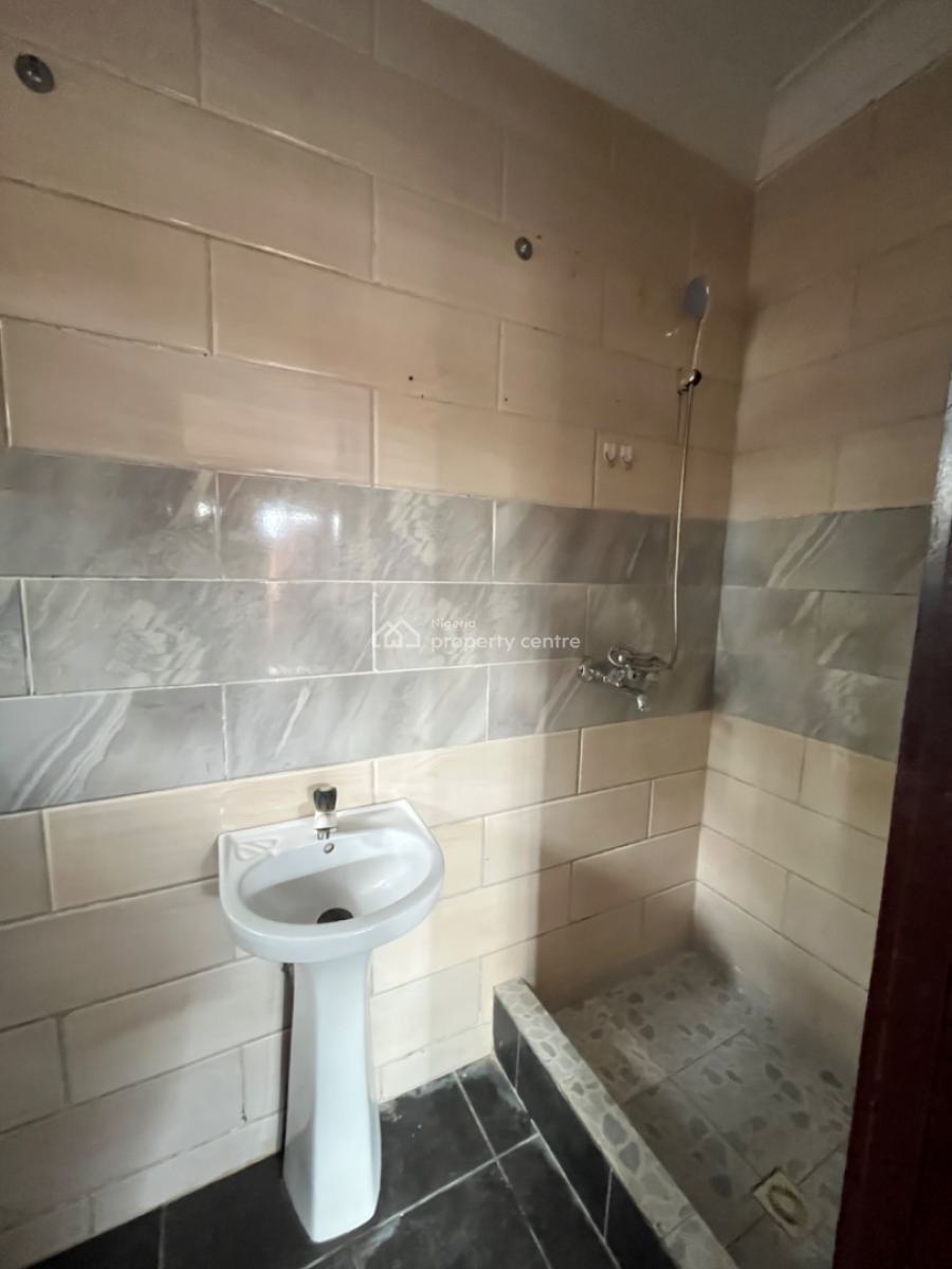 Cozy and Nice a Room Self Contain Available, Lekki Phase 1, Lekki, Lagos, Self Contain (single Rooms) for Rent