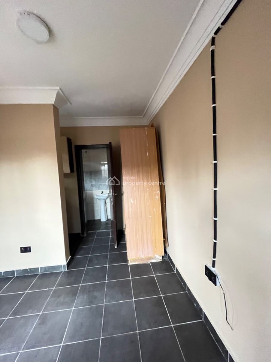 Cozy and Nice a Room Self Contain Available, Lekki Phase 1, Lekki, Lagos, Self Contain (single Rooms) for Rent
