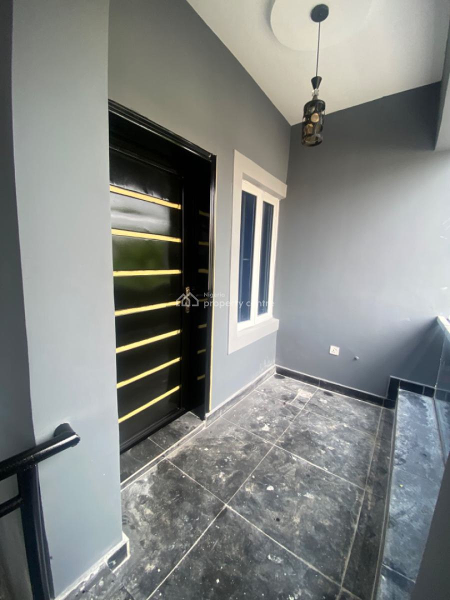 an Executive Two Bedroom Flat, Silver Crest Estate Besides Blenco Mall, Sangotedo, Ajah, Lagos, Flat / Apartment for Rent