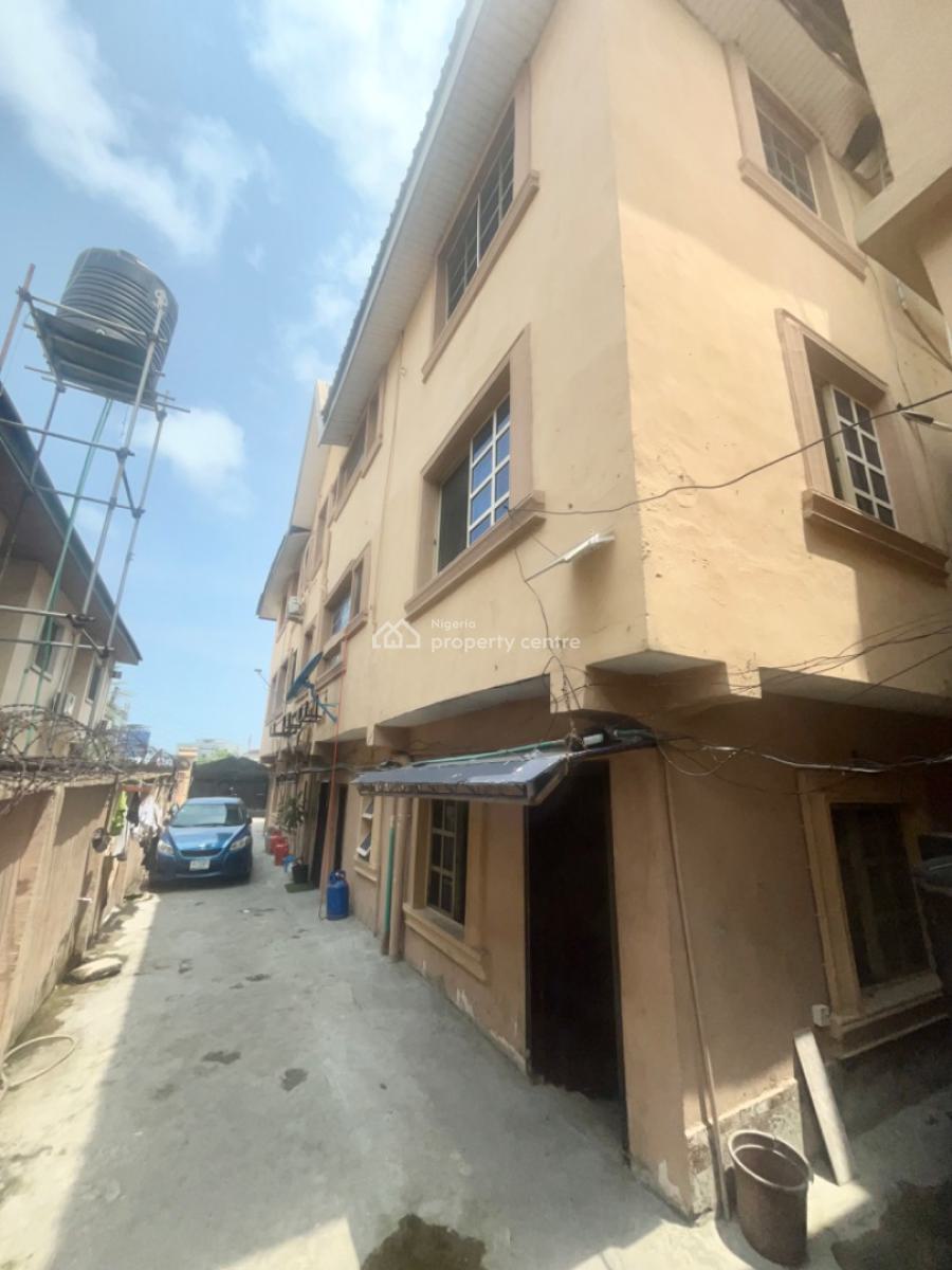Spacious Mini Flat Apartment Available, Lekki Phase 1, Lekki, Lagos, Mini Flat (room and Parlour) for Rent