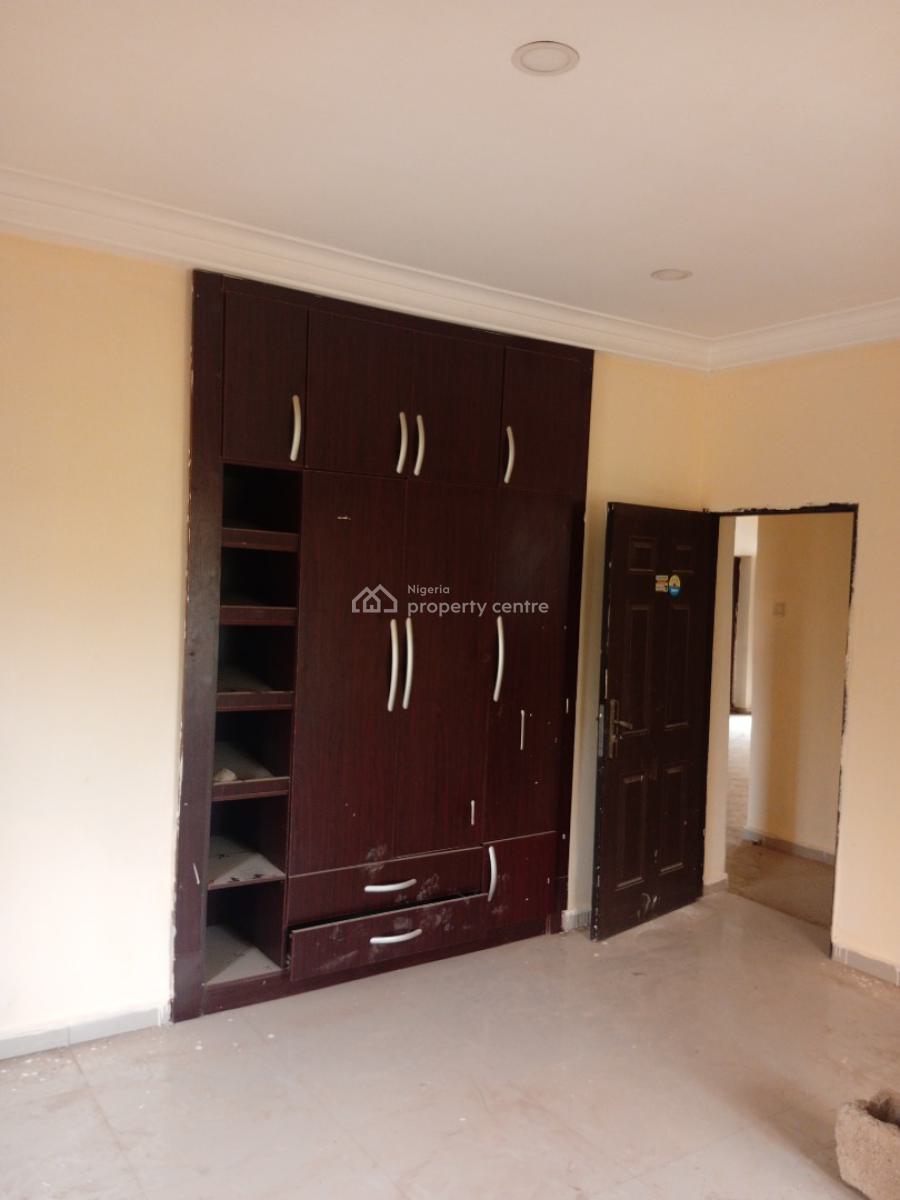 a Well Renovated 2 Bedroom Flat, Crd City, Fha, Lugbe District, Abuja, Flat / Apartment for Rent