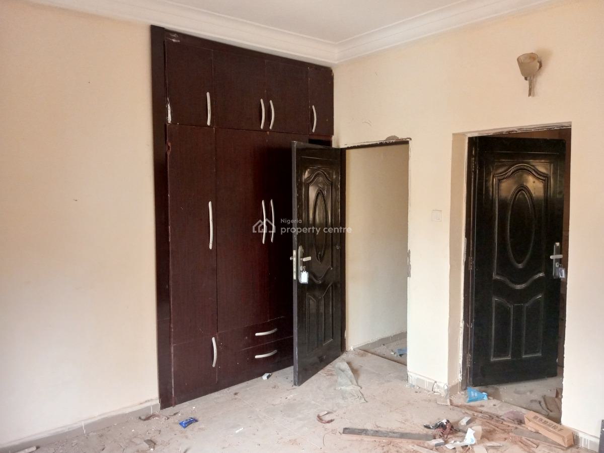 a Well Renovated 2 Bedroom Flat, Crd City, Fha, Lugbe District, Abuja, Flat / Apartment for Rent