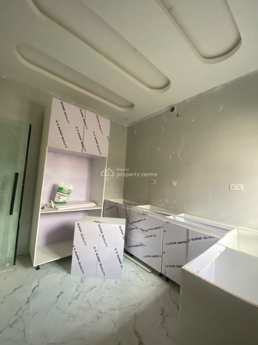 an Executive Four Bedroom Duplex, Jubilee Estate Opposite Skymall, Sangotedo, Ajah, Lagos, Terraced Duplex for Rent