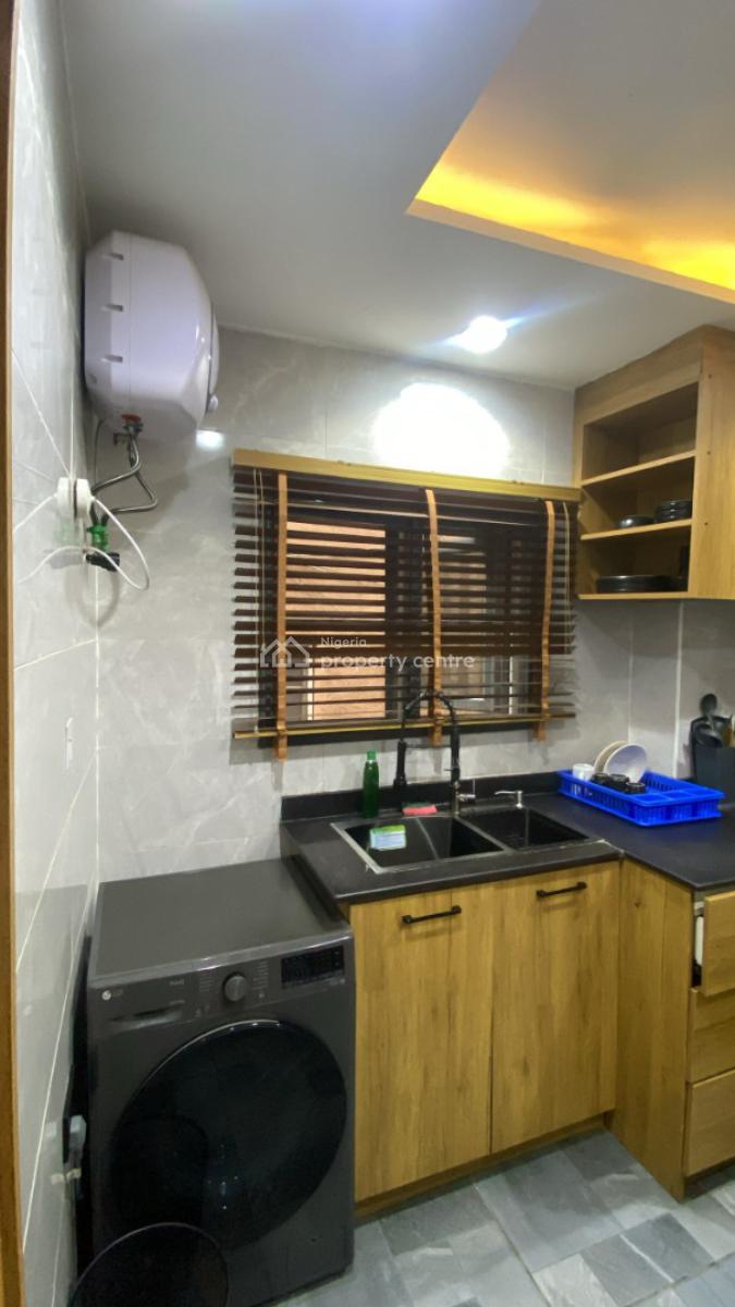 Luxury 3 Bedroom for Short Rest with Modern Facilities, Yaba, Lagos, Flat / Apartment Short Let