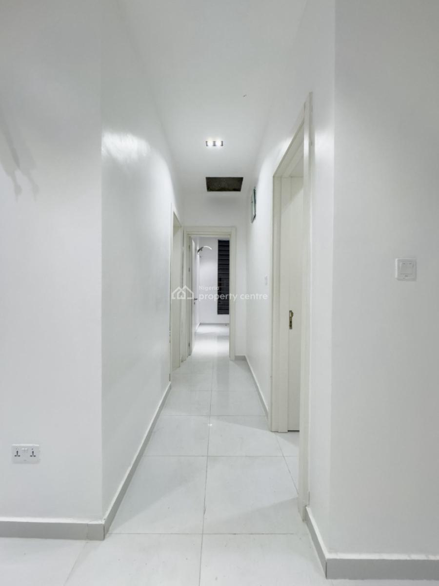 Exquisite 2 Bedroom Apartment, Ologolo, Lekki, Lagos, Flat / Apartment for Sale