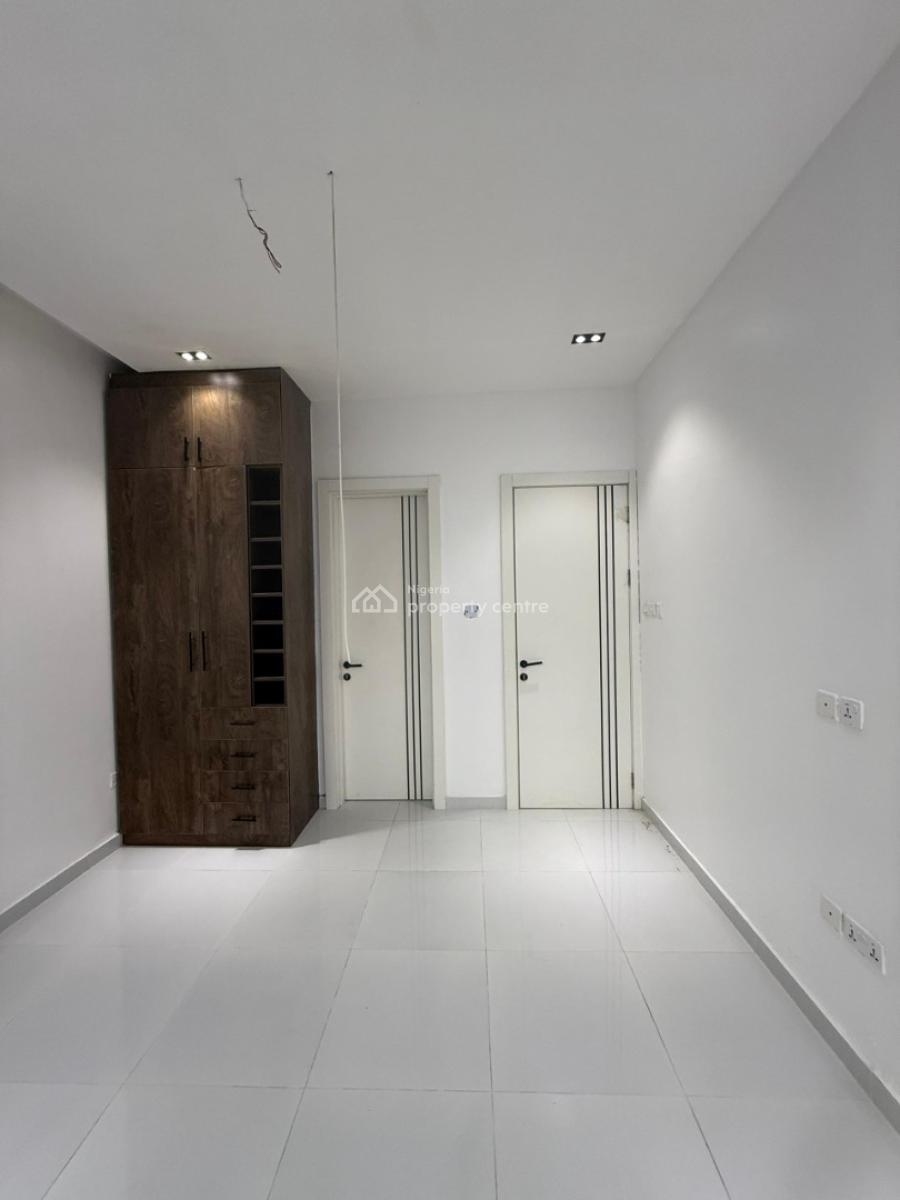 Exquisite 2 Bedroom Apartment, Ologolo, Lekki, Lagos, Flat / Apartment for Sale