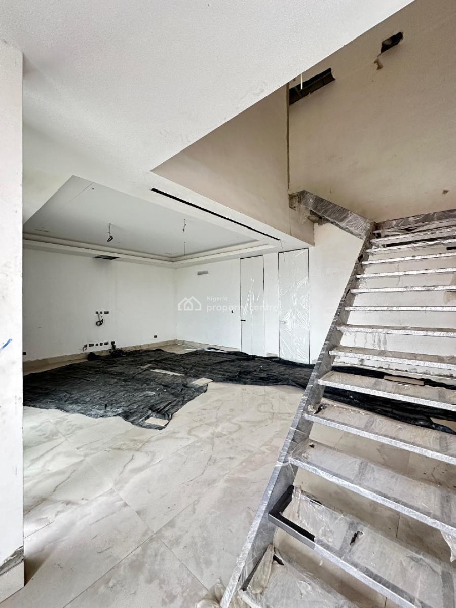 4 Bedroom Maisonette with Elevator, Lekki Phase 1, Lekki, Lagos, Flat / Apartment for Sale