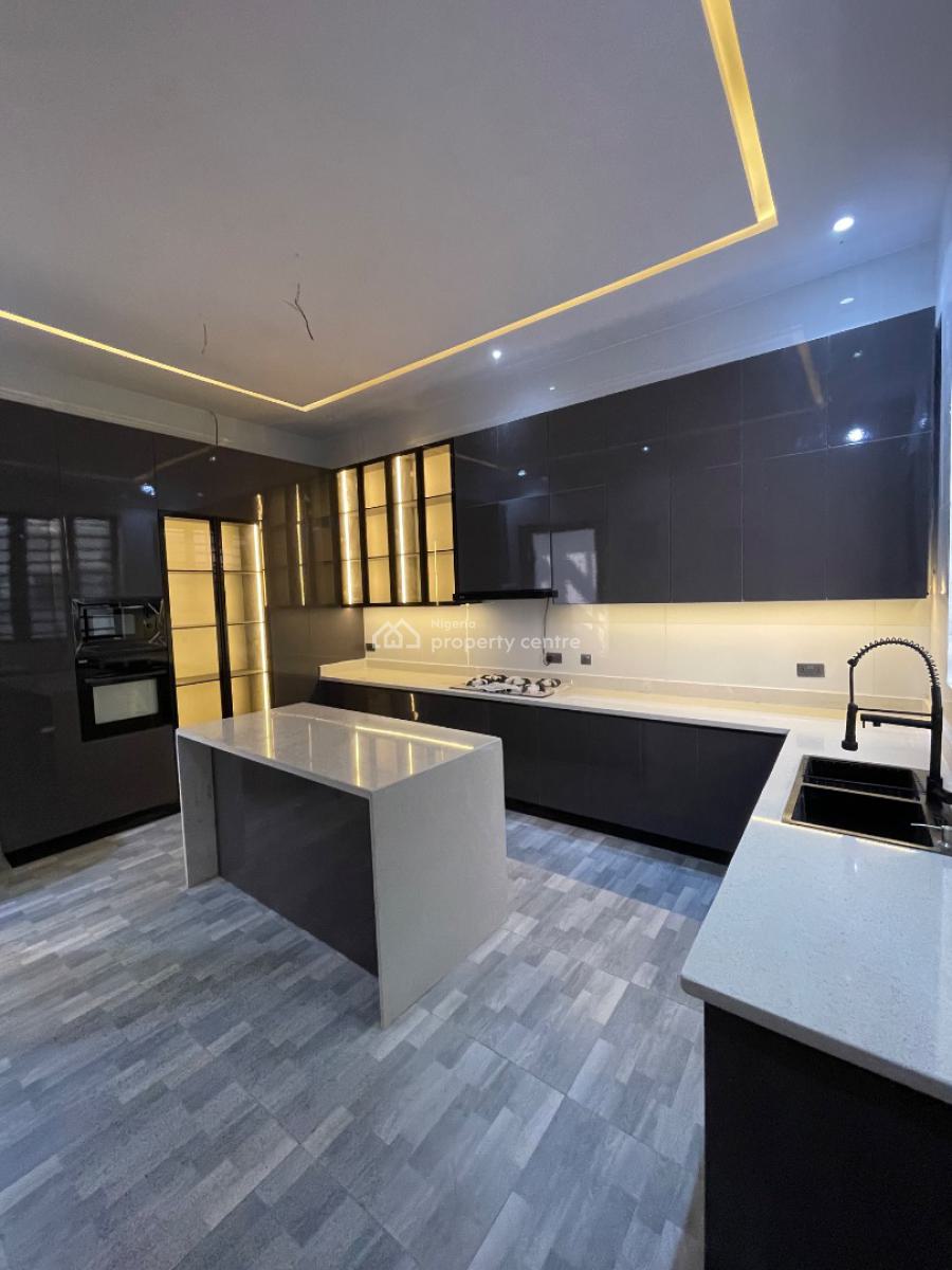 Beautiful 5 Bedroom + Pool + Cinema Room + Bq, Ikota, Lekki, Lagos, Detached Duplex for Sale