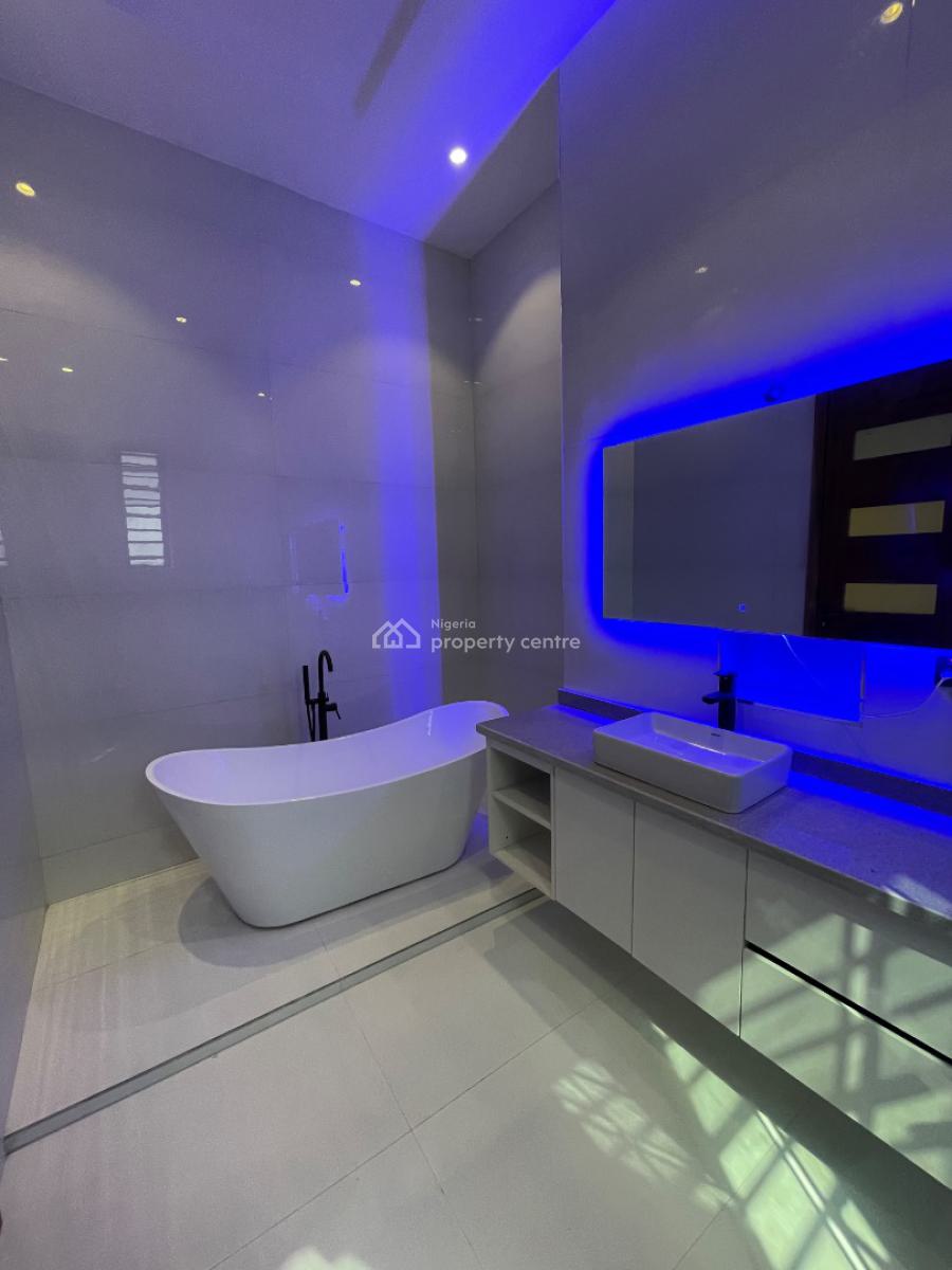 Beautiful 5 Bedroom + Pool + Cinema Room + Bq, Ikota, Lekki, Lagos, Detached Duplex for Sale