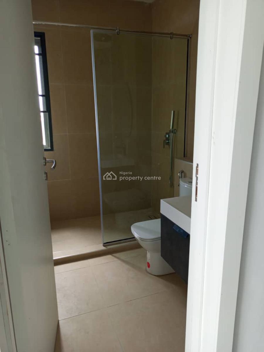 3 Bedroom Flat, Off Admiralty Way Lekki Phase 1. Lekki Lagos, Lekki Phase 1, Lekki, Lagos, Flat / Apartment for Rent
