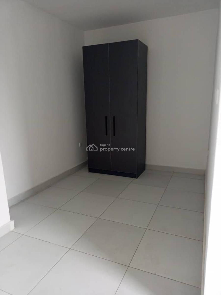 3 Bedroom Flat, Off Admiralty Way Lekki Phase 1. Lekki Lagos, Lekki Phase 1, Lekki, Lagos, Flat / Apartment for Rent