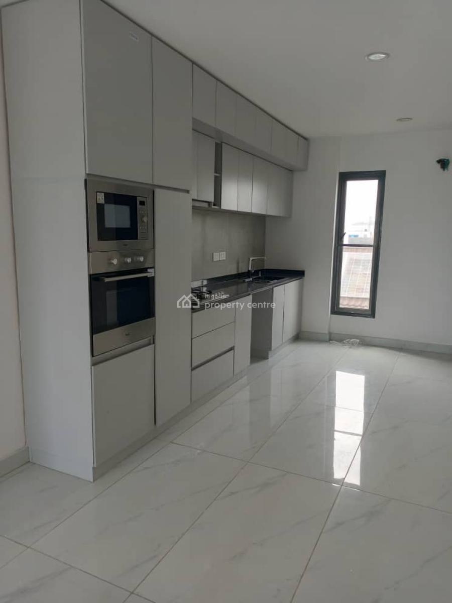 3 Bedroom Flat, Off Admiralty Way Lekki Phase 1. Lekki Lagos, Lekki Phase 1, Lekki, Lagos, Flat / Apartment for Rent