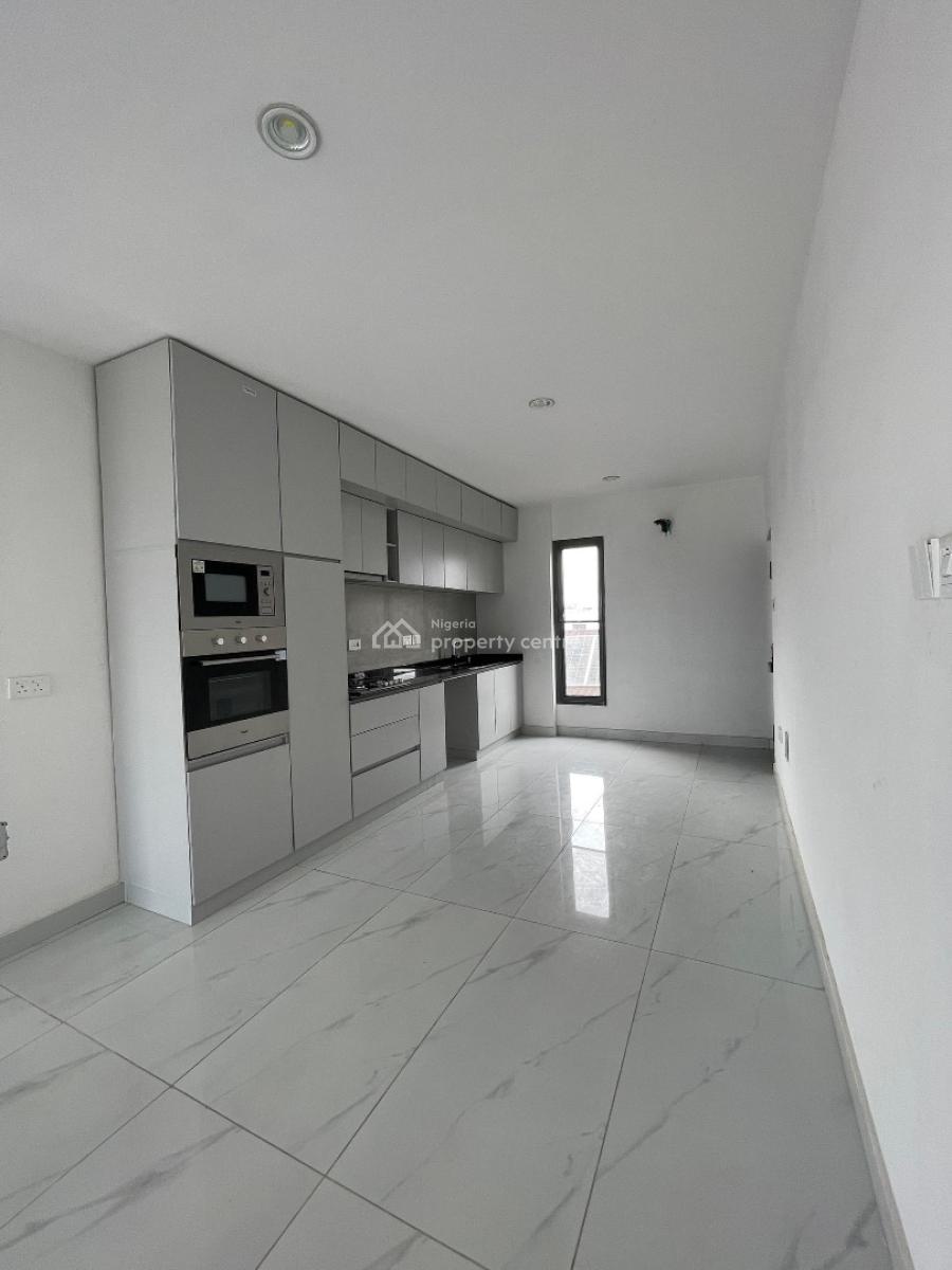 Luxury 3-bedroom Apartment with Elevator & Pool, Lekki Phase 1, Lekki, Lagos, Flat / Apartment for Sale
