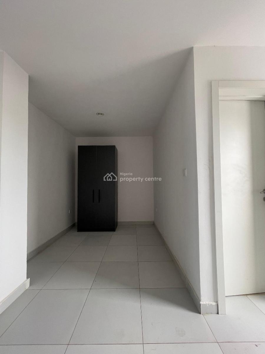 Luxury 3-bedroom Apartment with Elevator & Pool, Lekki Phase 1, Lekki, Lagos, Flat / Apartment for Sale