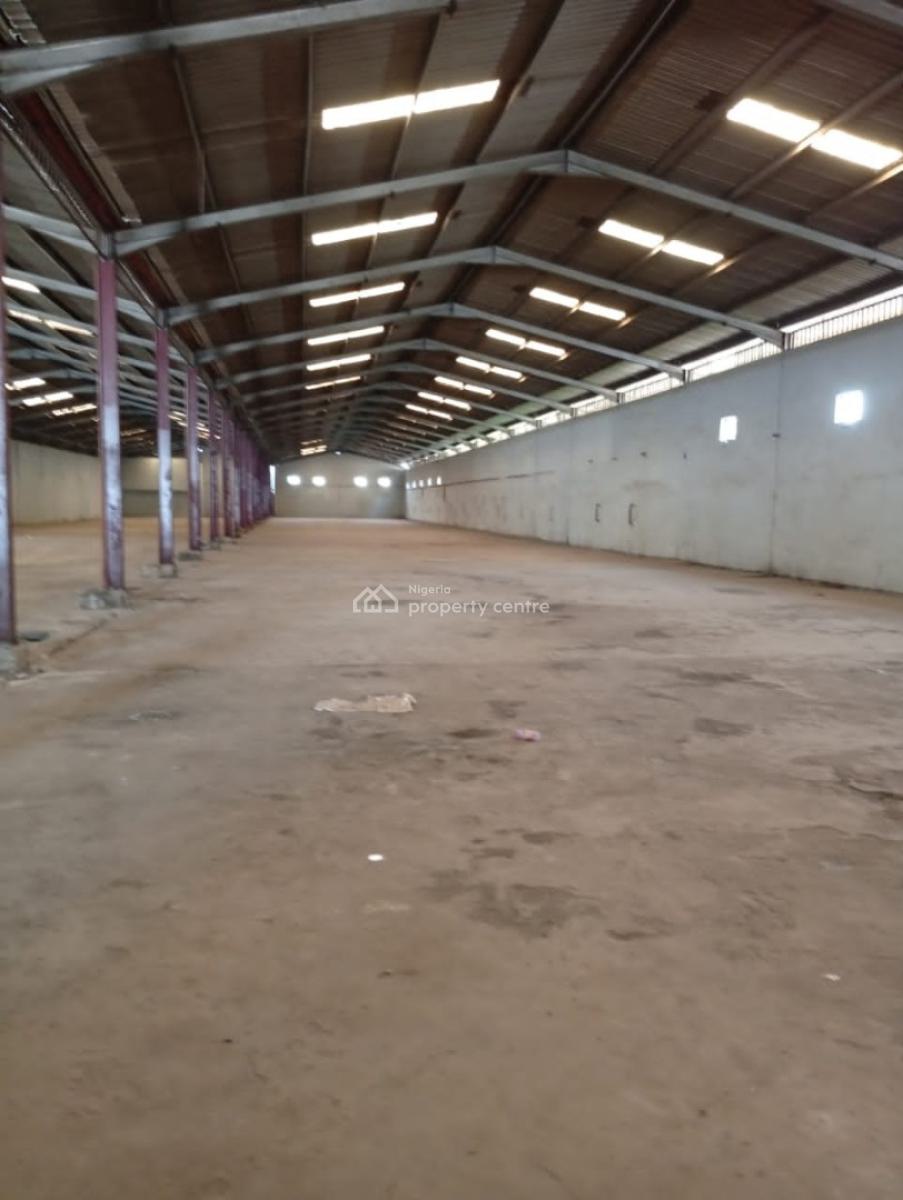 3555 Sqm Warehouse, Oshodi, Lagos, Warehouse for Rent