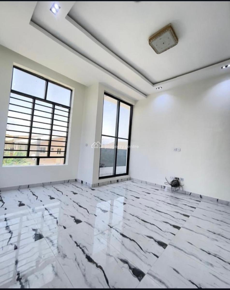 Very Spacious Compound 4 Bedroom Detached Duplex with Bq, Ajah, Lagos, Detached Duplex for Sale