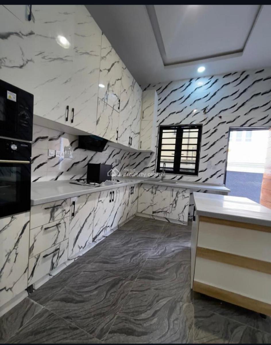 Very Spacious Compound 4 Bedroom Detached Duplex with Bq, Ajah, Lagos, Detached Duplex for Sale
