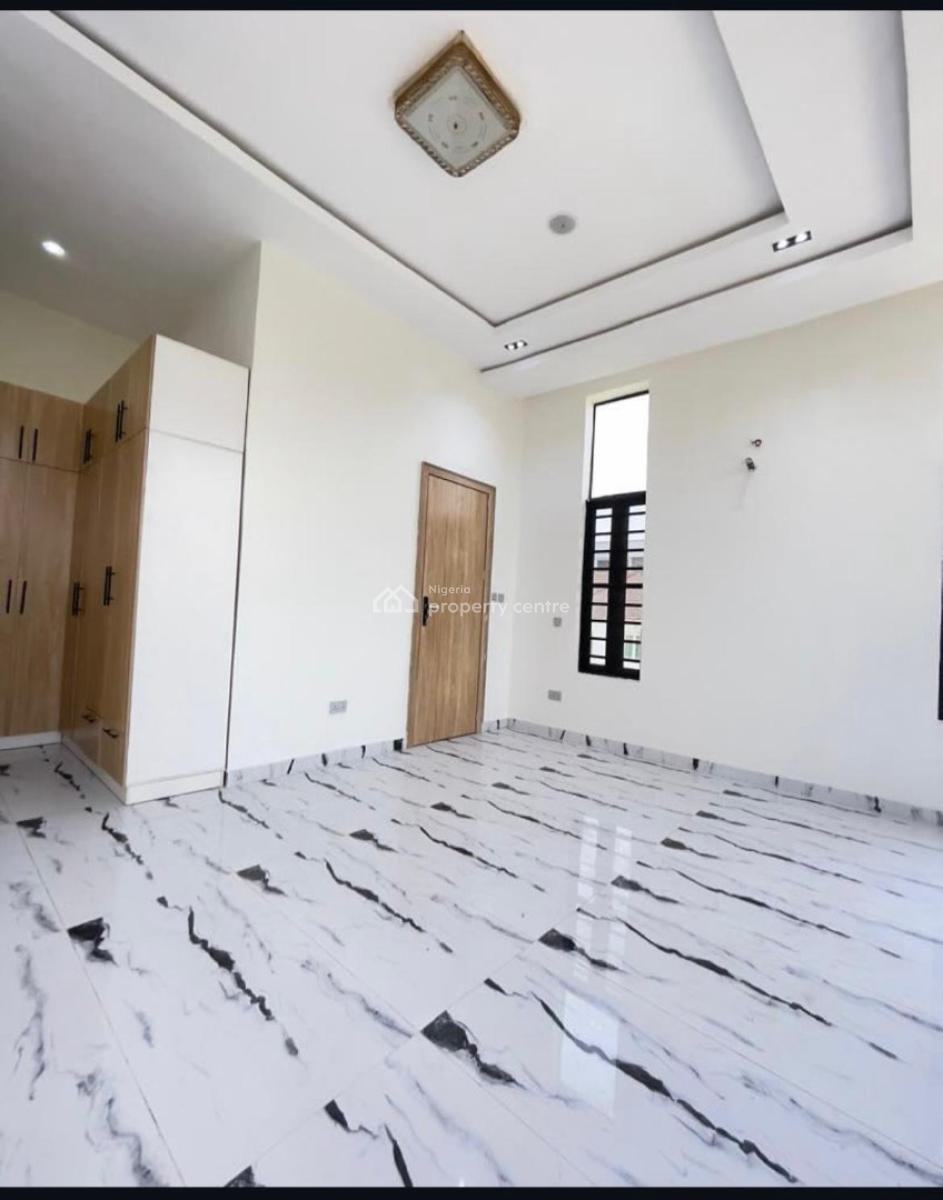 Very Spacious Compound 4 Bedroom Detached Duplex with Bq, Ajah, Lagos, Detached Duplex for Sale
