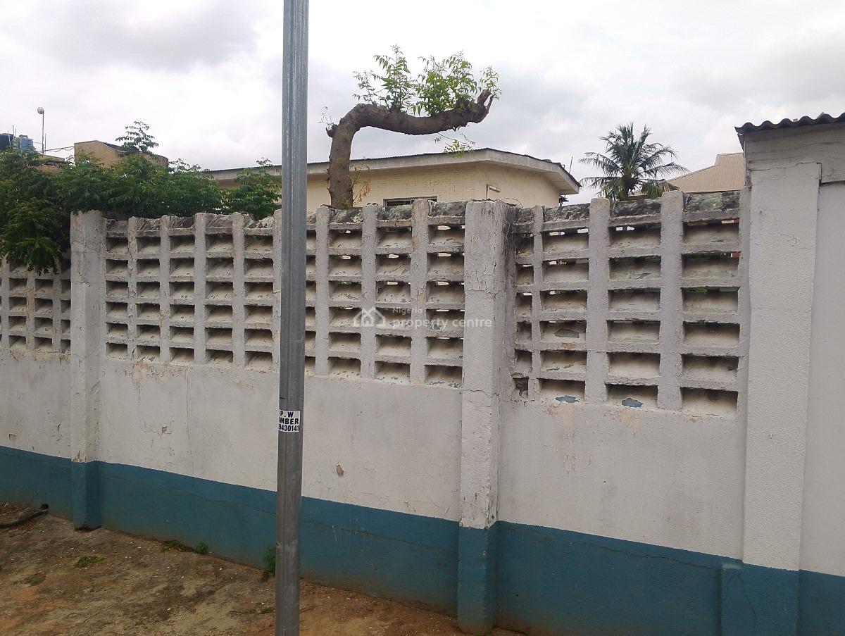 Detached House with Bq on 1200m2 of Land, Off Adeniyi Jones Ikeja, Adeniyi Jones, Ikeja, Lagos, Detached Duplex for Sale